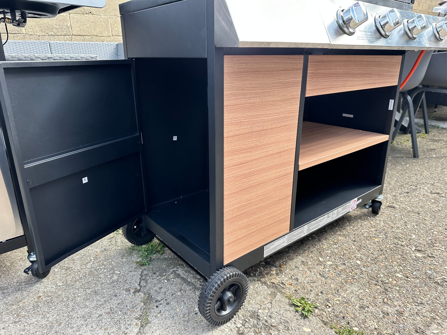 3 Burner Gas Kitchen BBQ