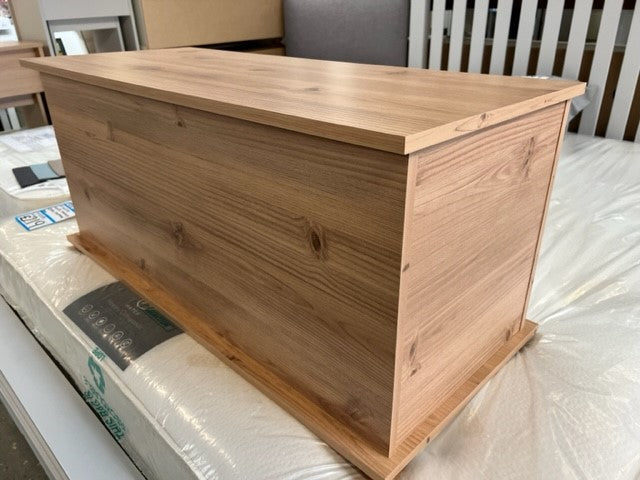 Aspen Pine Wooden Ottoman Box