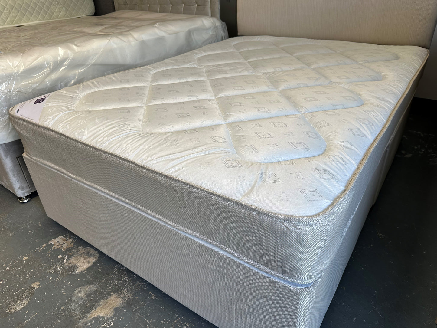Candy Divan Base