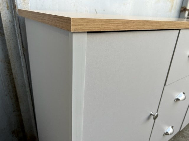 Evesham 2 Door 3 Drawer Sideboard