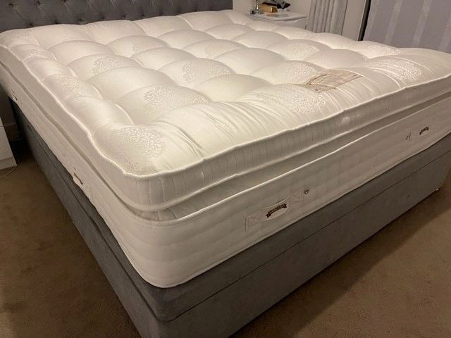 Heritage Natural Gold 3500 Pocket Sprung Mattress