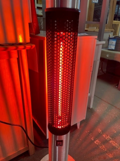Fogo & Chama Electric Outdoor Patio Heater With LED Light And Bluetooth Speaker