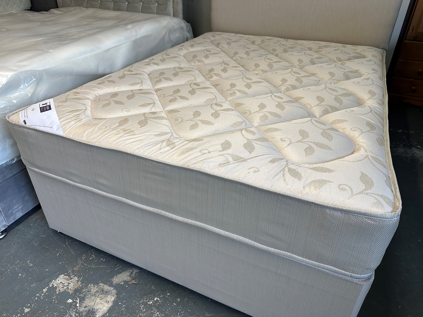 Reo Mattress