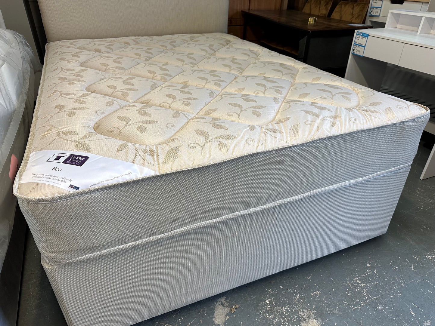 Reo Mattress