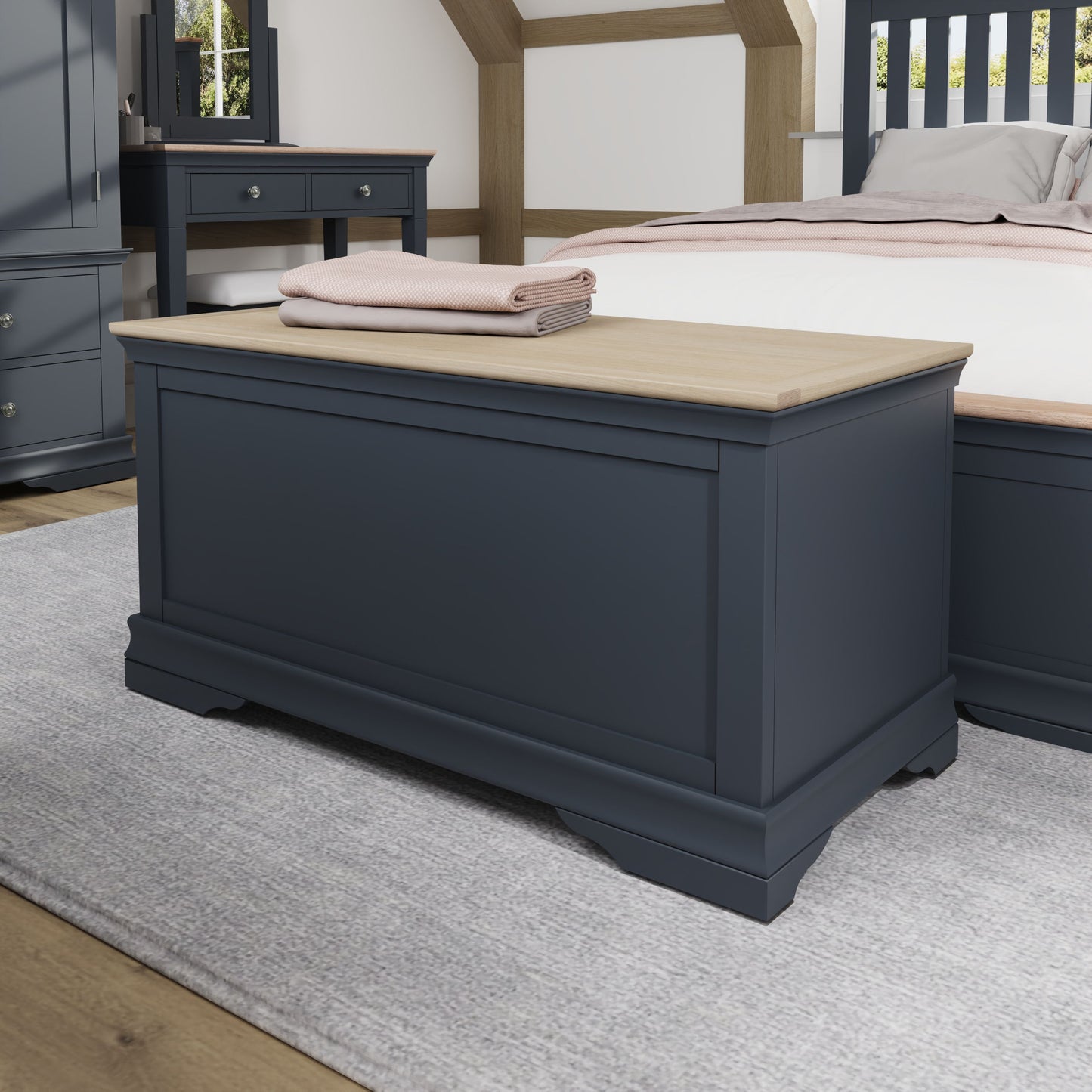 SWO Midnight Grey Blanket Box