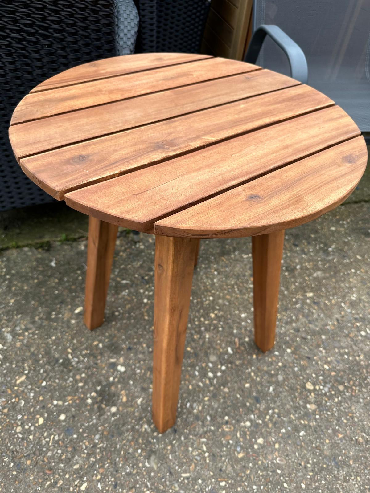 Wooden Round Table