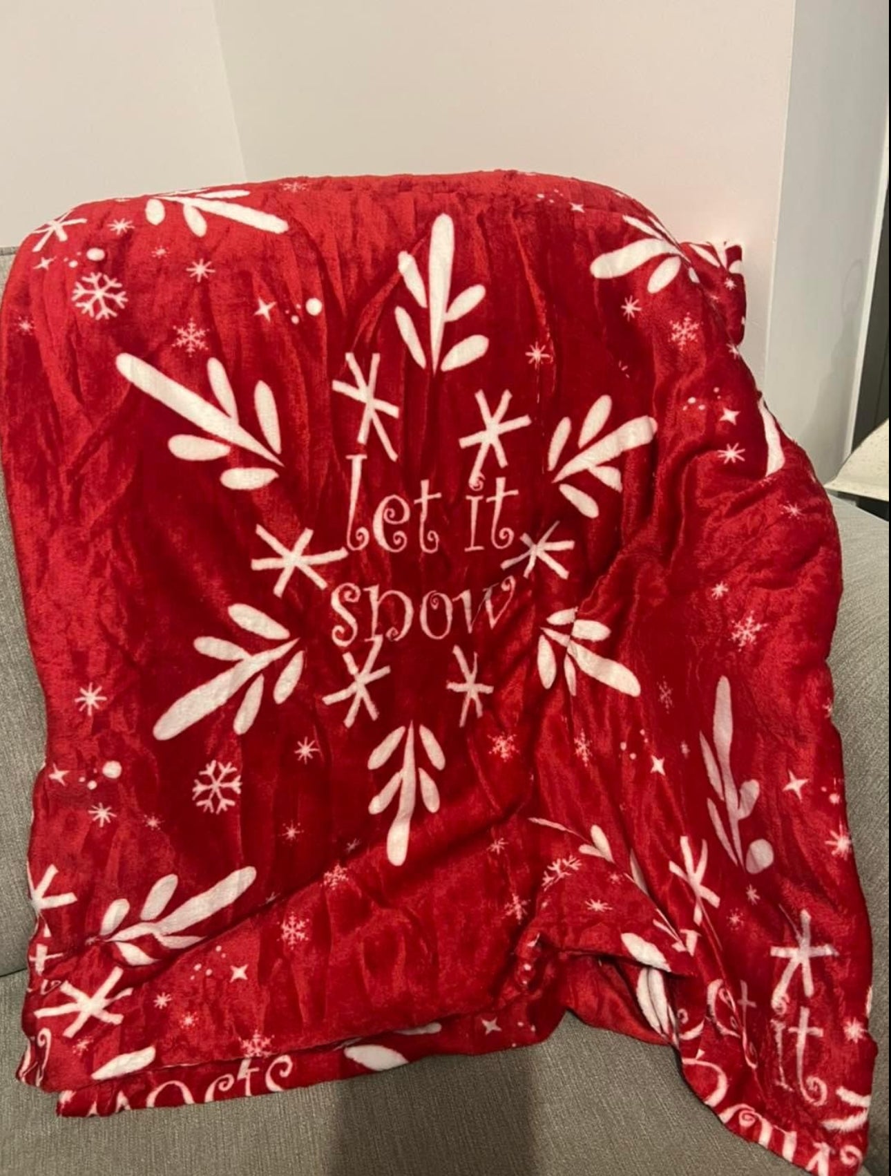 Christmas Throw - Let It Snow