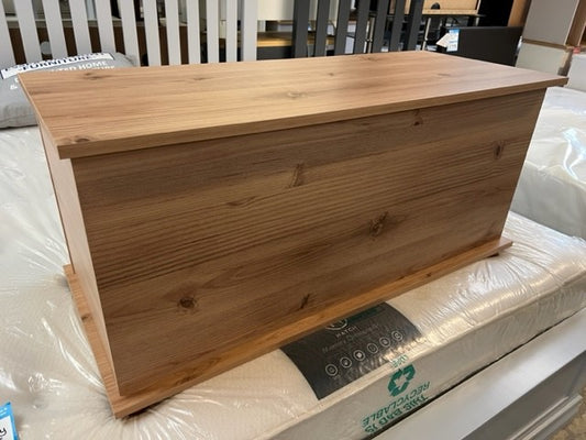 Aspen Pine Wooden Ottoman Box