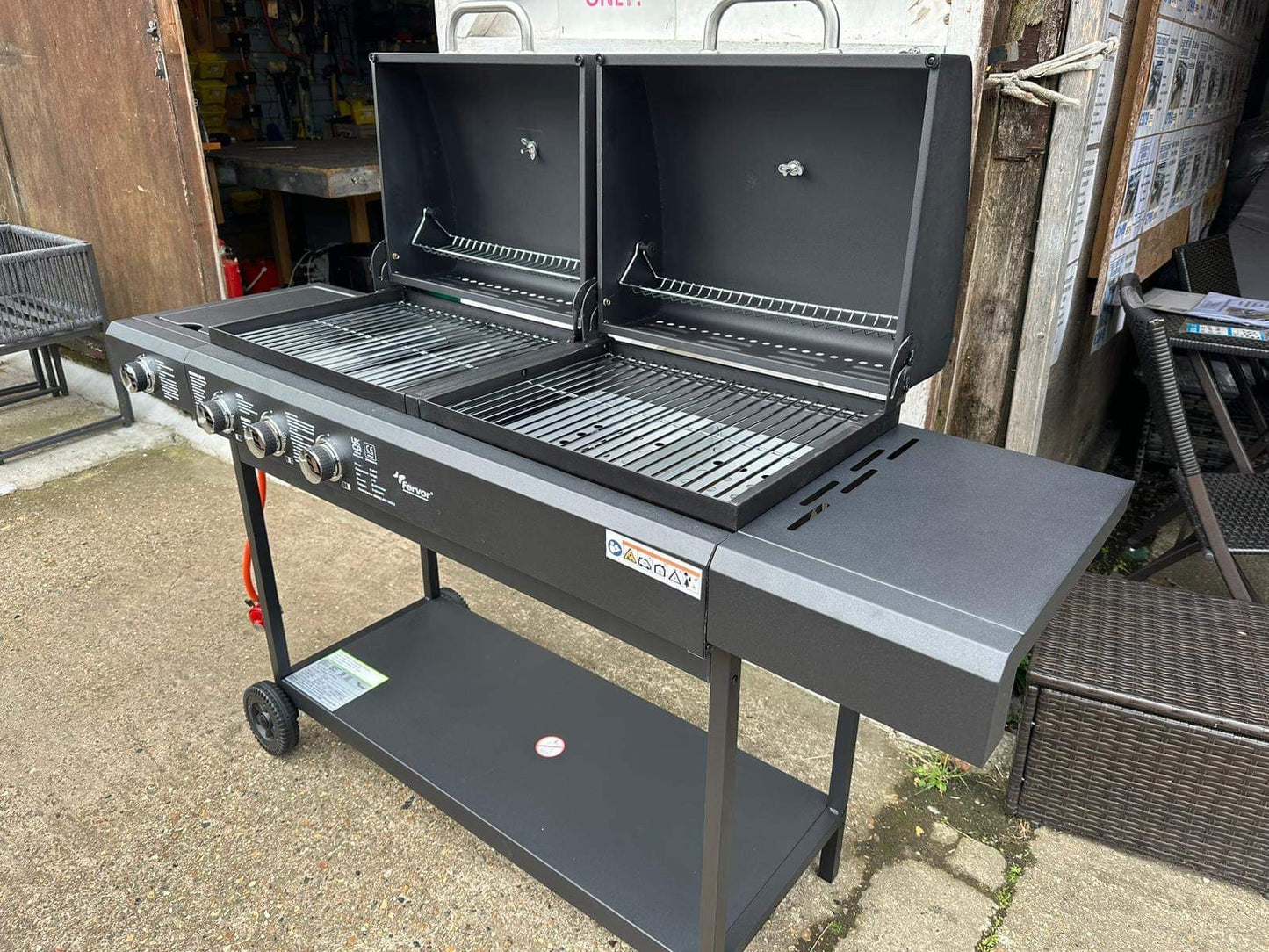 Dual Fuel Combi BBQ