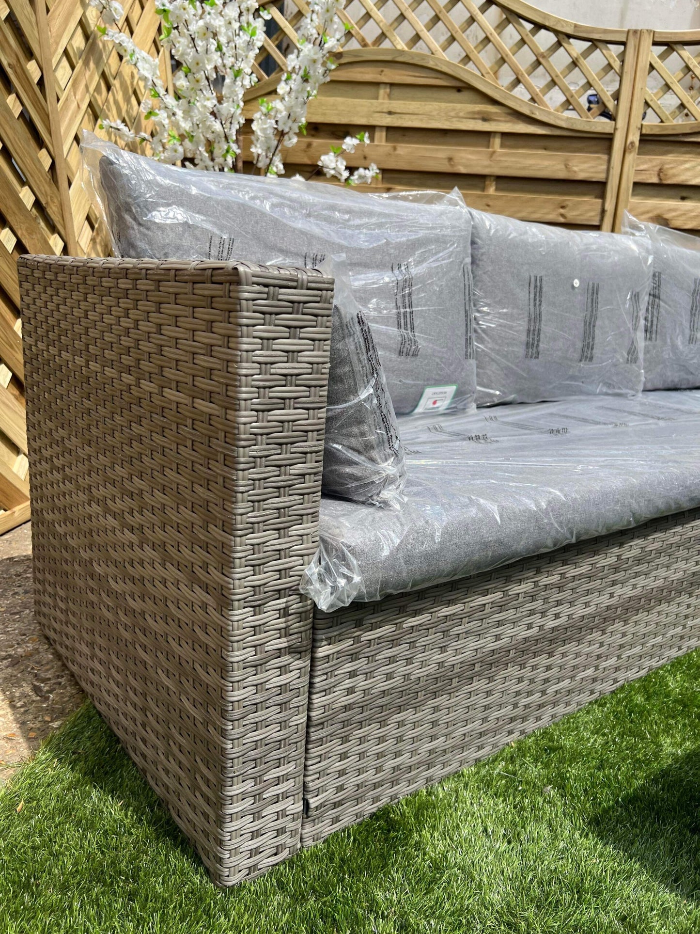 SS01 – Mixed Grey Rattan Corner Chaise Set